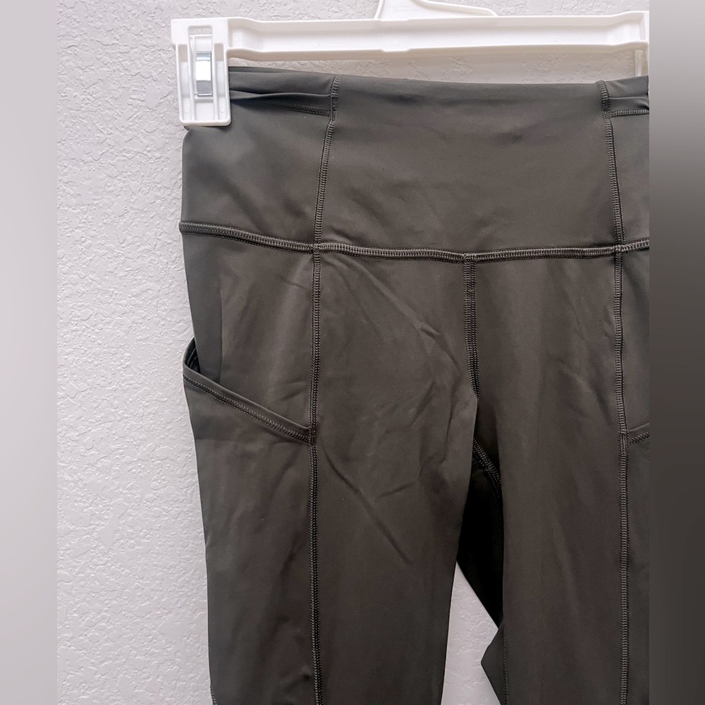 Lululemon Fast and Free High-Rise Tight 25" 7 Pocket Army Green Size 2 - Picture 3 of 6